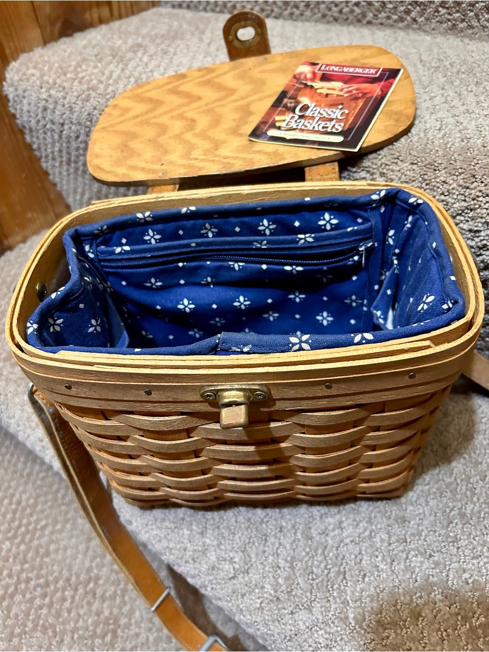 Vtg Longaberger 18210 wood handwoven shoulder basket purse leather Liner Cloth